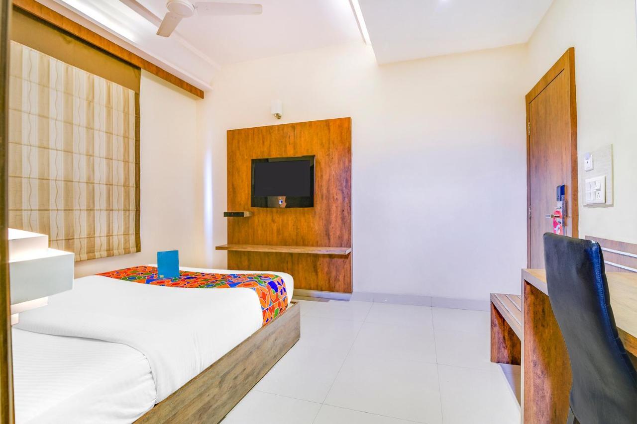 Fabhotel Arastu Nampally Hajdarábád Exteriér fotografie